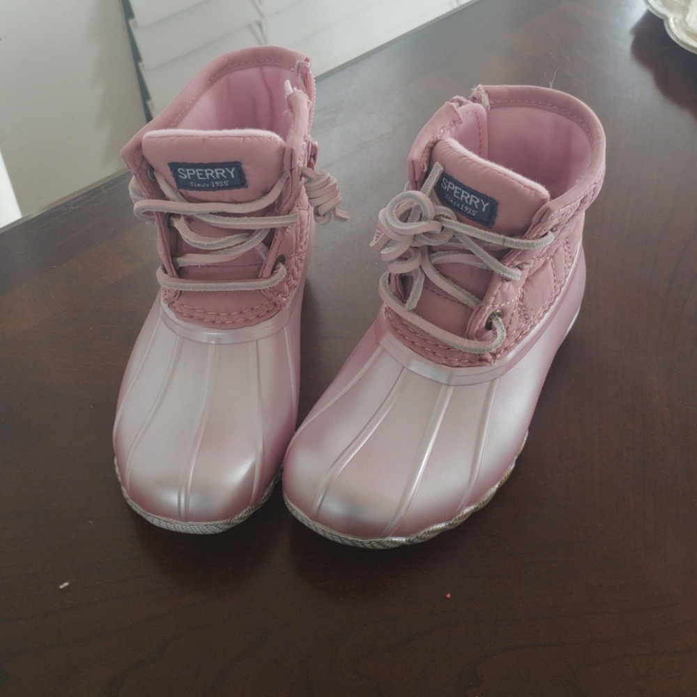 NWOT Sperry rain boot 9t